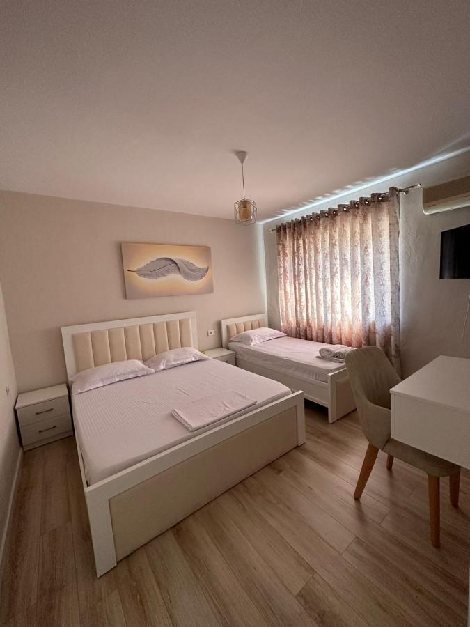 Klinti'S Apartment Μπεράτ Εξωτερικό φωτογραφία